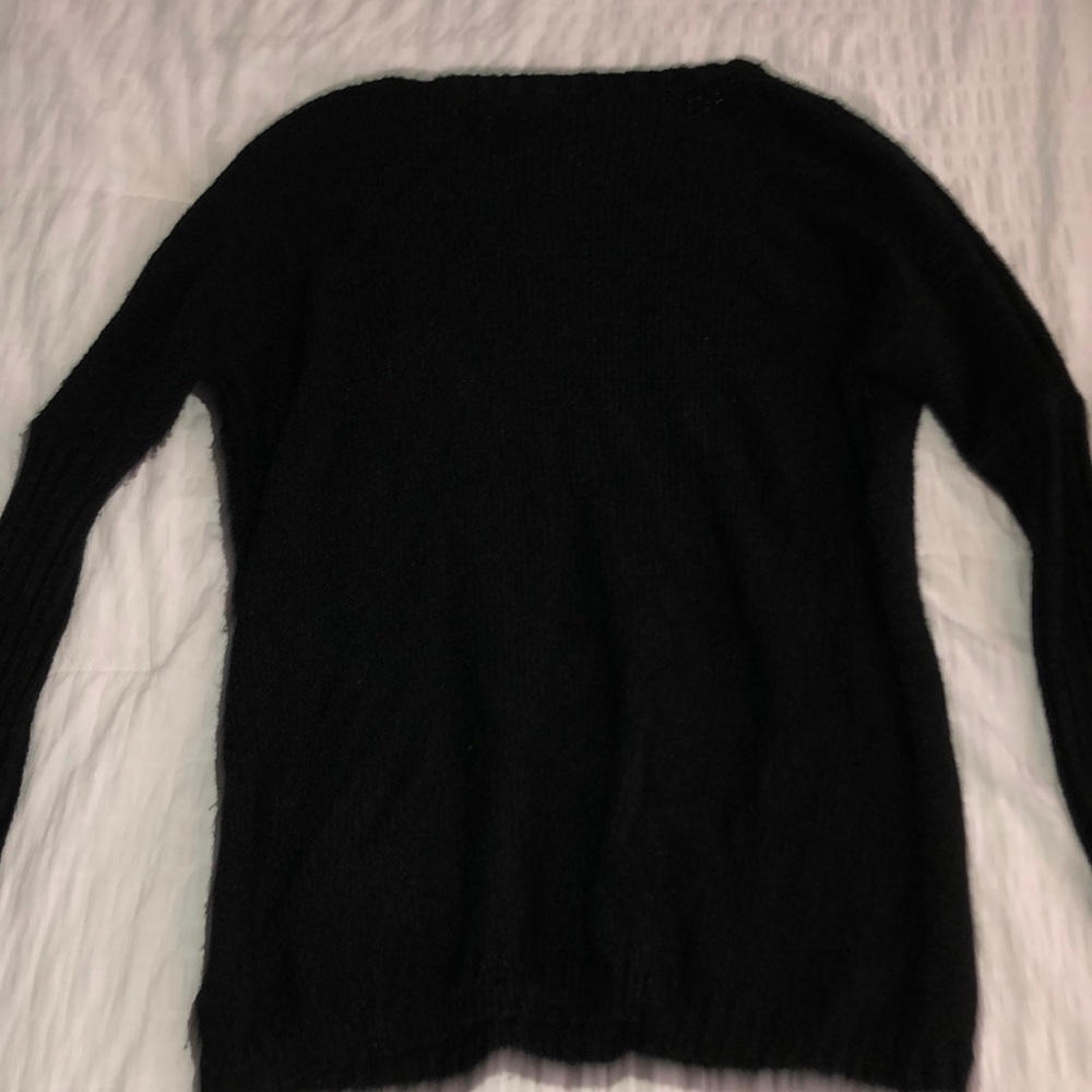 sweater - Picture 2 of 2